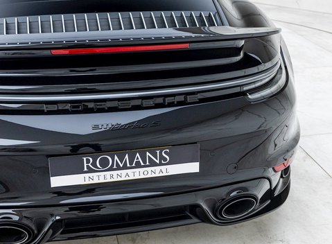 Porsche 911 Turbo S (992) 23