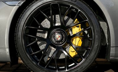 Porsche 911 (991) Carrera GTS 10