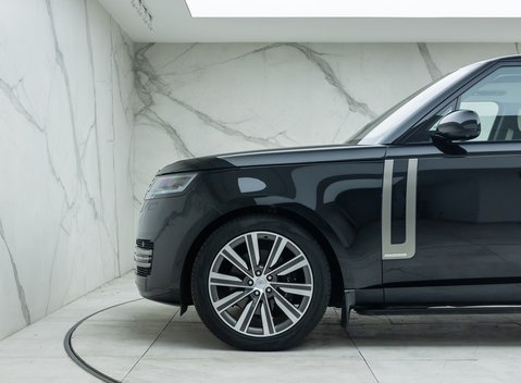 Land Rover Range Rover P400 AUTOBIOGRAPHY LWB 7 Seater 36