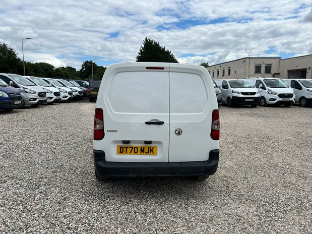 Vauxhall Combo LWB L2H1 Low Roof Air Con EURO 6 NO VAT 7
