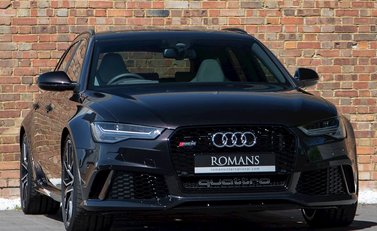 Audi RS6 Avant Performance 1