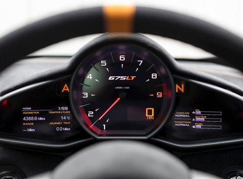 McLaren 675LT 18