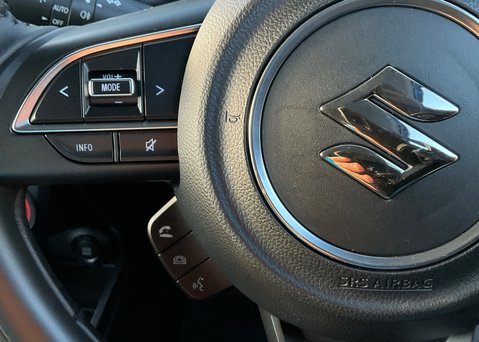 Suzuki Swift SZ-L DUALJET MHEV 26