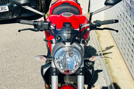 Ducati Monster 821 Monster 821 11