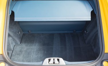 Ferrari 812 Superfast 37