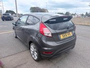 Ford Fiesta 1.0 ZETEC S 2