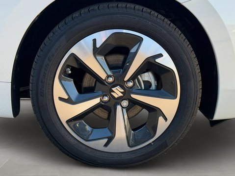 Suzuki Swift 1.2 Mild Hybrid Ultra 5dr 13