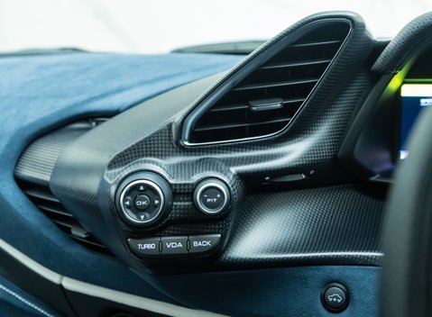 Ferrari 488 Pista 26