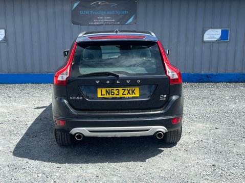 Volvo XC60 2.4 D5 R-Design Nav Geartronic AWD Euro 5 5dr 48