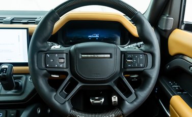 Land Rover Defender 90 V8 CARPATHIAN EDITION 18