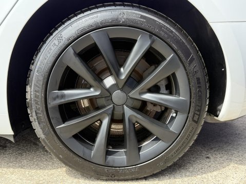 Tesla Model 3 Saloon 4dr Electric Auto RWD (241 bhp) 16