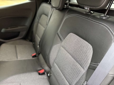 Renault Clio 1.6 Clio Techno E-Tech HEV Auto 5dr 61