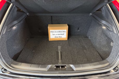 Volvo V40 1.6 T4 Lux Hatchback 5dr Petrol Powershift Euro 5 (s/s) (180 ps) 46