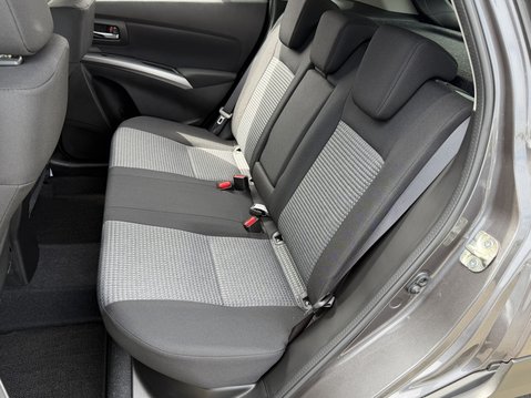Suzuki S-Cross 1.4 Boosterjet 48V Hybrid Motion 5dr Auto 39
