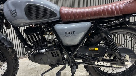Mutt Hilts 2021 ONLY 529 MILES 1 OWNER WARRANTY 125CC SCRAMBLER 32