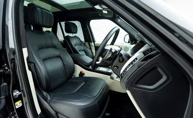 Land Rover Range Rover 3.0 SDV6 Autobiography 10