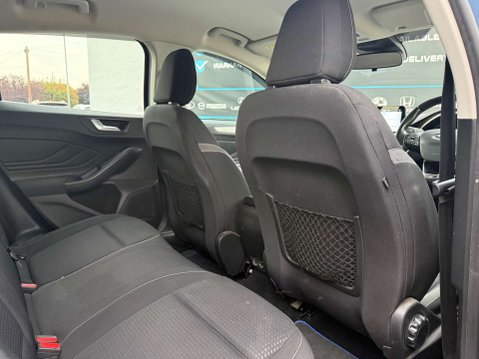 Ford Focus 1.0T EcoBoost Zetec Hatchback 5dr Petrol Manual Euro 6 (s/s) (125 ps) 23