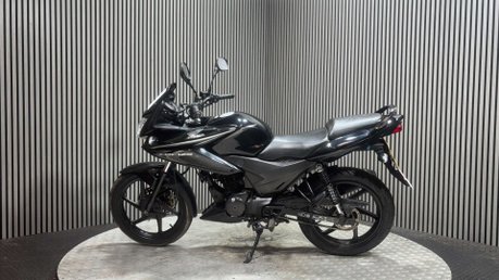 Honda CBF125 CBF125 GLR125 2015 17K NEW MOT ICONIC LEARNER BIKE 3