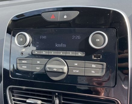 Renault Clio 1.1 Clio Play 5dr 23