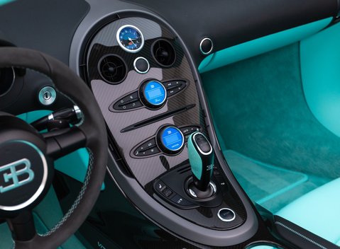 Bugatti Veyron Grand Sport Vitesse 13