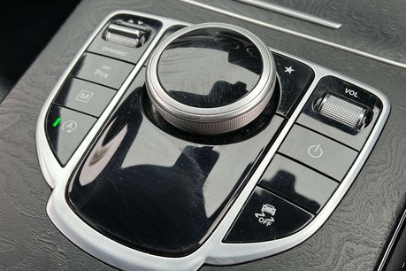 Mercedes-Benz GLC 2.0 GLC250 AMG Line SUV 5dr Petrol G-Tronic+ 4MATIC Euro 6 (s/s) (211 ps) 41