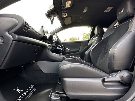 Toyota Yaris GR-Y CIRCUIT 47