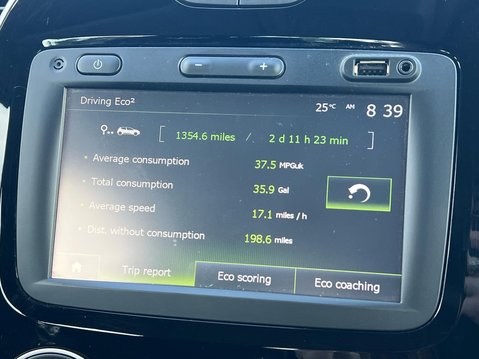 Renault Captur DYNAMIQUE NAV TCE 28