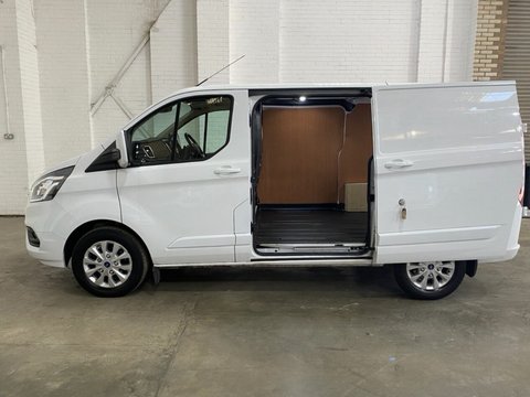 Ford Transit Custom 300 LIMITED P/V ECOBLUE 10