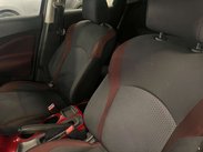 Nissan Juke 1.6 Acenta Premium Euro 5 (s/s) 5dr 32
