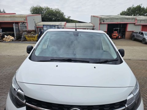 Vauxhall Vivaro 1.5 Vivaro 2900 Dynamic S/S 12