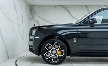 Rolls-Royce Cullinan Black Badge 40