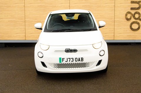 Fiat 500e ACTION 6