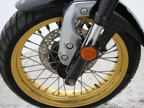 Yamaha XSR125 XSR 125 (MTM125) Legacy 24