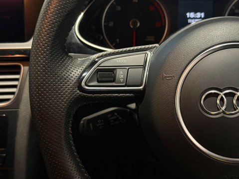 Audi A4 2.0 TDI S line quattro Euro 5 (s/s) 5dr 15
