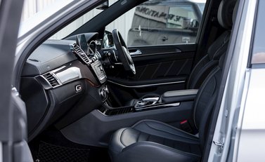 Mercedes-Benz GLS GLS 63 20