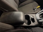 Ford Focus 1.6 TDCi Titanium Euro 5 (s/s) 5dr 38