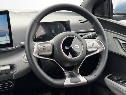 BYD Dolphin Surf 115kW Comfort 43kWh 5dr Auto 16