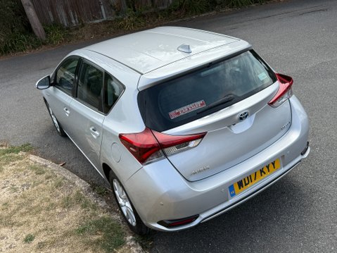 Toyota Auris VVT-I BUSINESS EDITION TSS 24