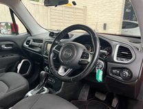 Jeep Renegade (Sold) 1.4T MultiAirII Longitude SUV 5dr Petrol DDCT Euro 6 (s/s) (140 ps) 10