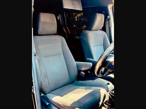 Toyota Voxy TRD Hybrid Edition 8