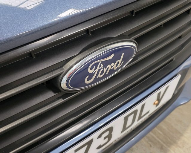 Ford Transit Connect Transit Connect 240 L1 H1 Trend 1.5L 100PS 8 Speed Auto