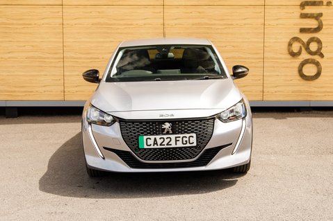 Peugeot 208 ALLURE PREMIUM 6