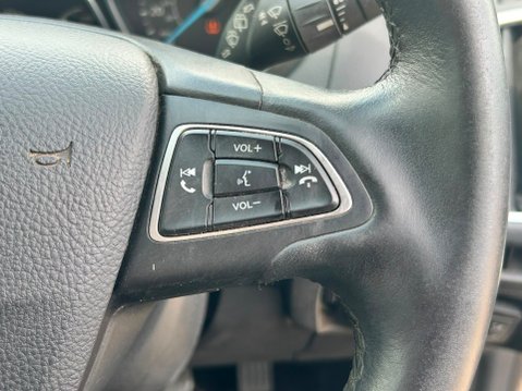 Ford Focus TITANIUM X 17