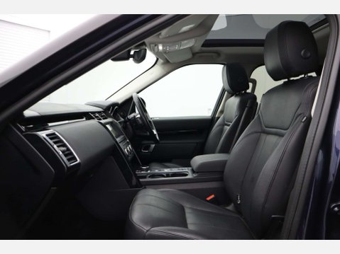 Land Rover Discovery 3.0 Discovery Anniversary Edition SDV6 Auto 4WD 5dr 37