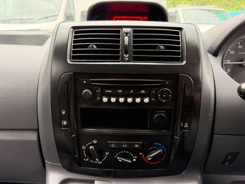 Peugeot Expert 1.6 HDi Panel Van 4dr Diesel Manual L1 H1 (177 g/km, 90 bhp) 22