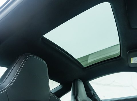 Porsche 911 Turbo S (992) 18