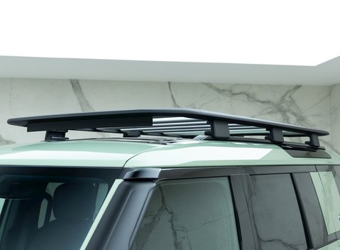 Land Rover Defender 110 75th Anniversary P400e 26