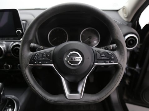 Nissan Juke 1.0 DIG-T Acenta DCT Auto Euro 6 (s/s) 5dr 10