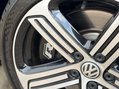Volkswagen Golf 2.0 Golf R DSG 4WD 5dr 68