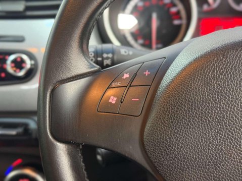 Alfa Romeo Giulietta 1.4 TB MultiAir Lusso Hatchback 5dr Petrol Manual Euro 5 (s/s) (170 bhp) 28